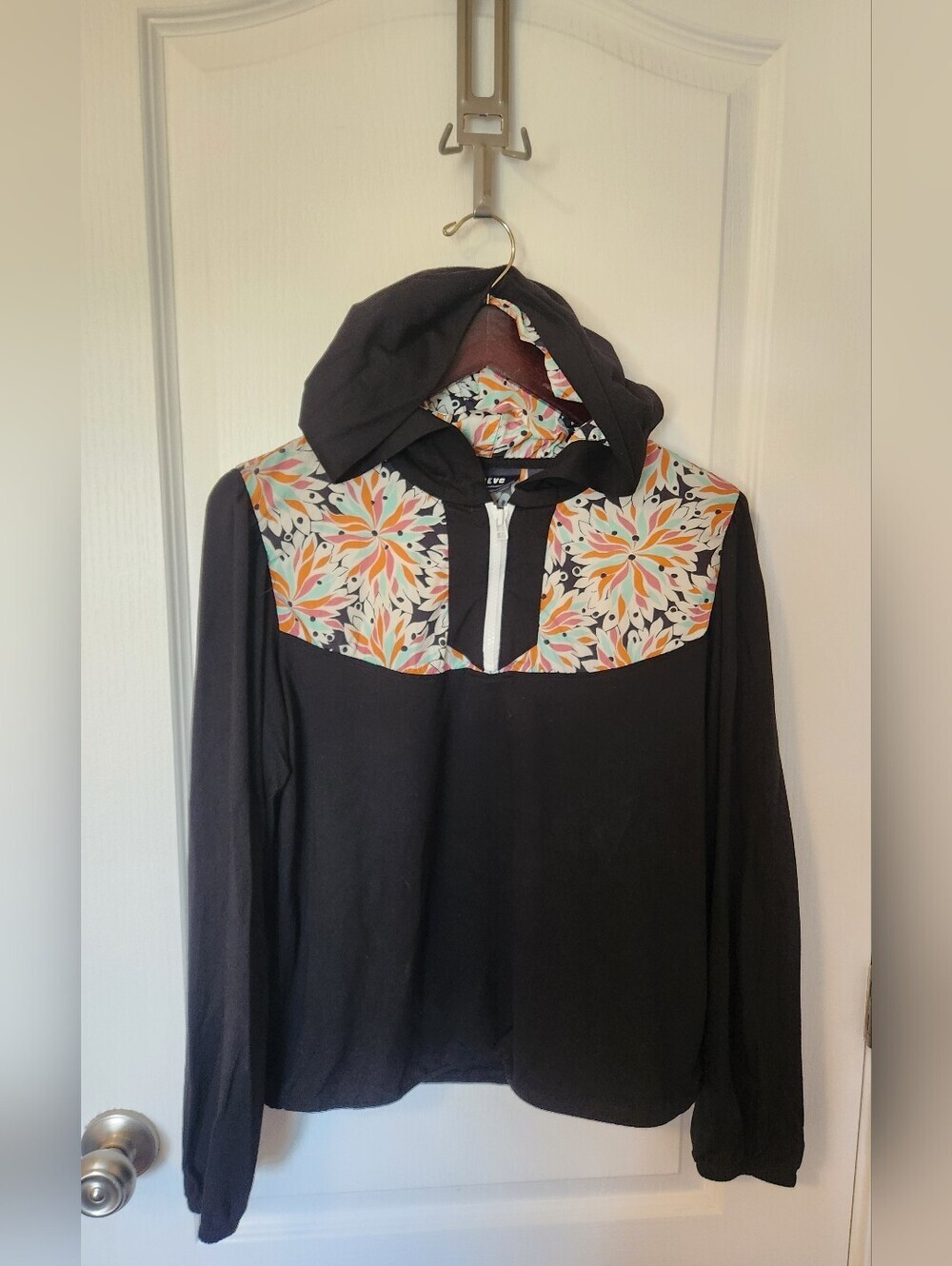 Maeve Pullover Hoodie Size Small